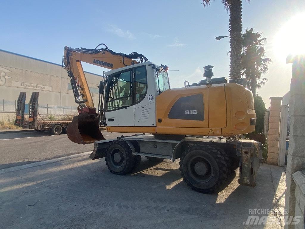 Liebherr A918 Ekskavatori uz riteņiem
