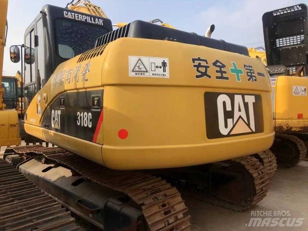 CAT 318C Kāpurķēžu ekskavatori