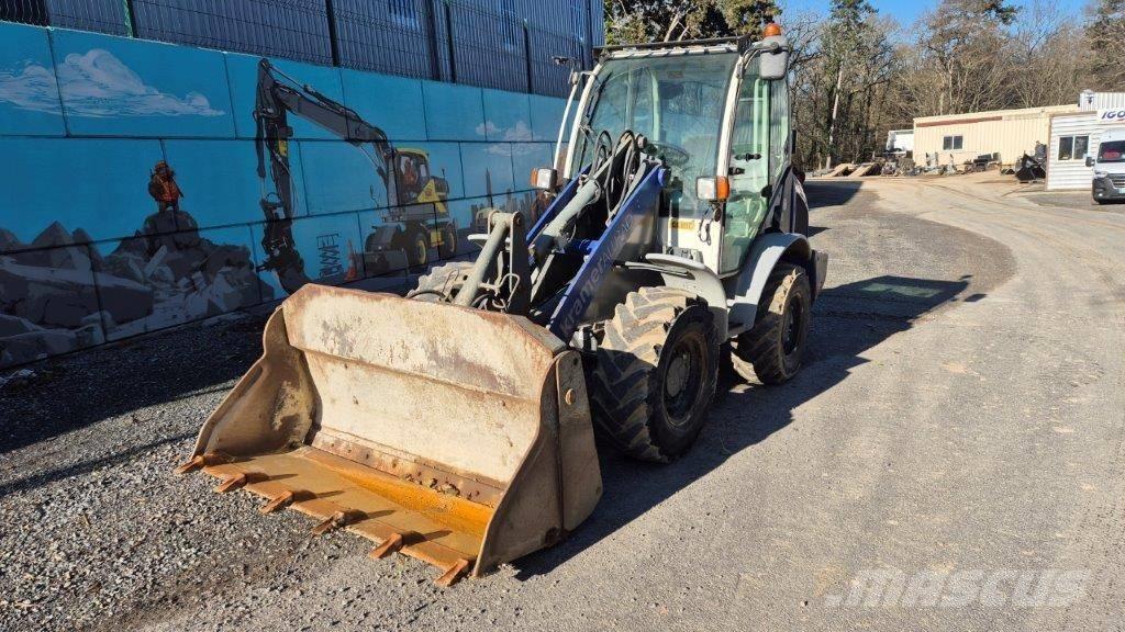 Kramer 750 Iekrāvēji uz riteņiem