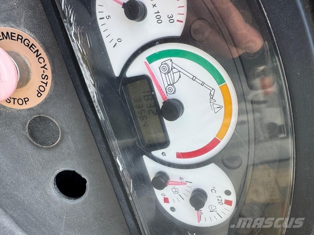 Dieci Apollo 25.6 Teleskopiskie manipulatori