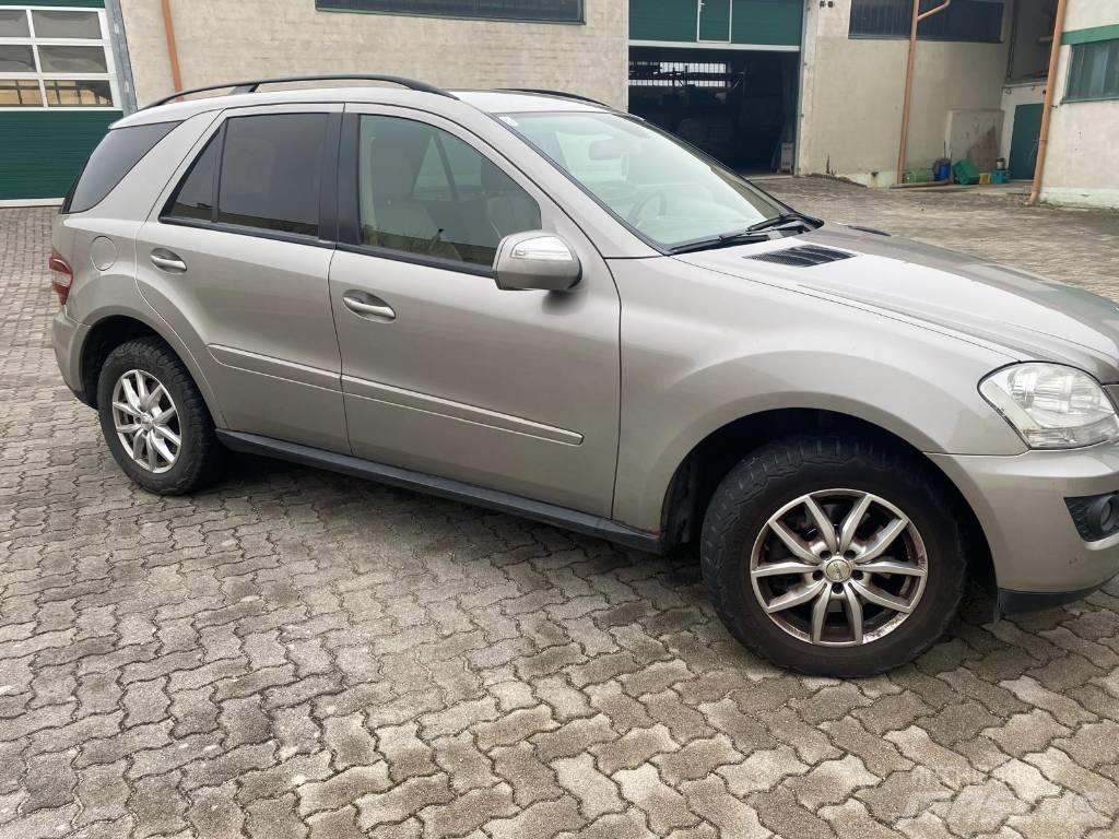 Mercedes-Benz ML 320 Automašīnas