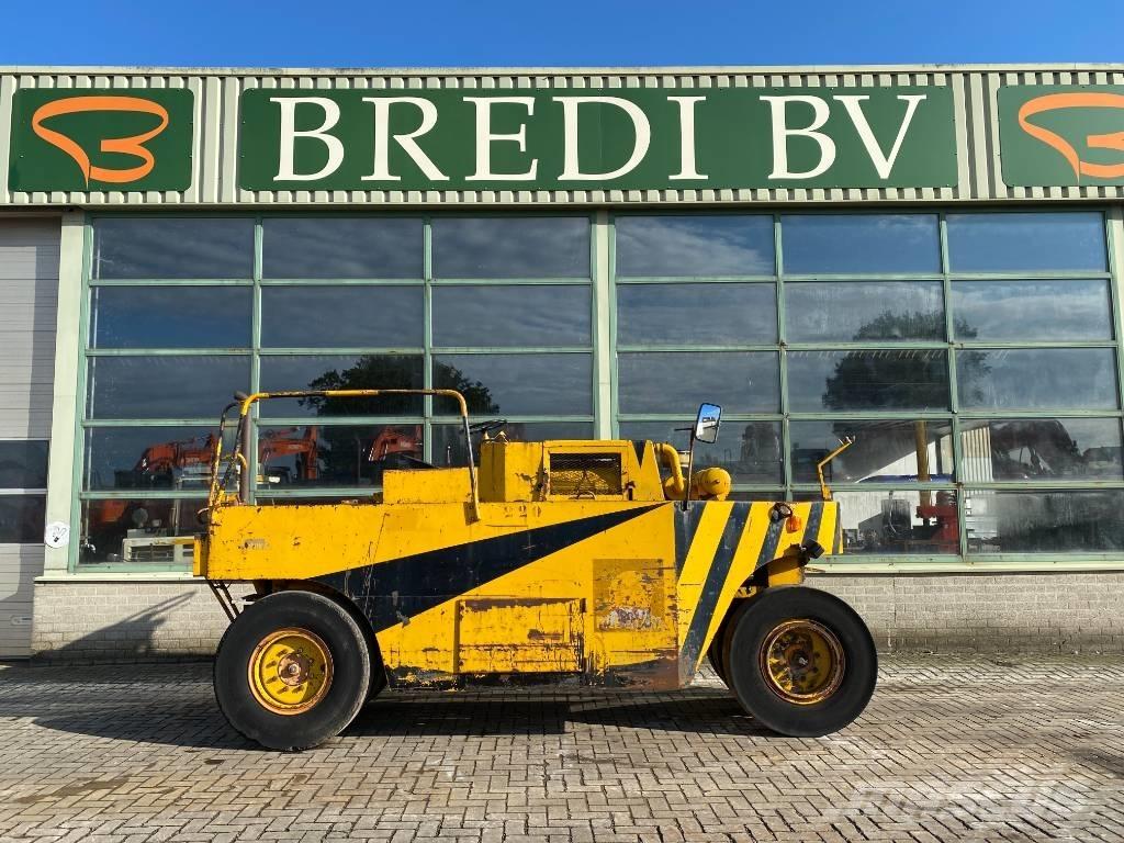 Clark Equipment Riepas, riteņi un diski