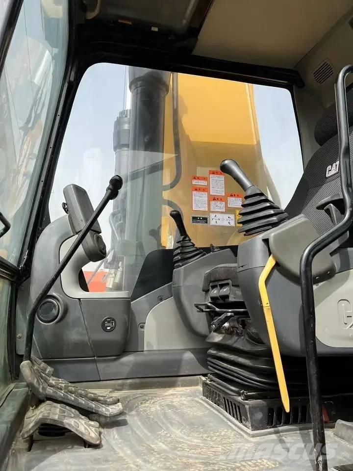 CAT 336D Kāpurķēžu ekskavatori