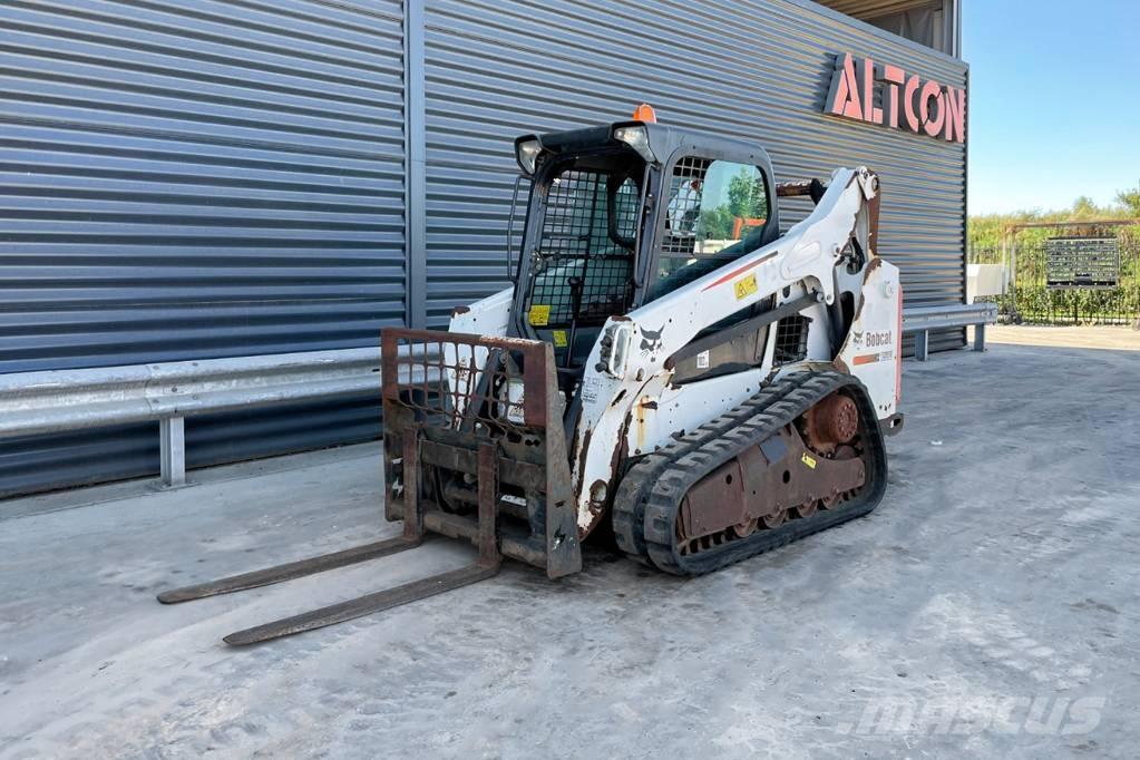 Bobcat T 590 Lietoti riteņu kompaktiekrāvēji