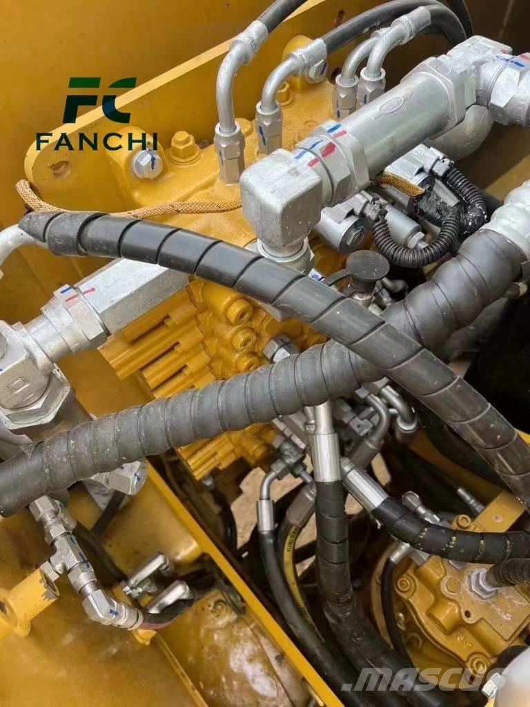 CAT 307 Kāpurķēžu ekskavatori