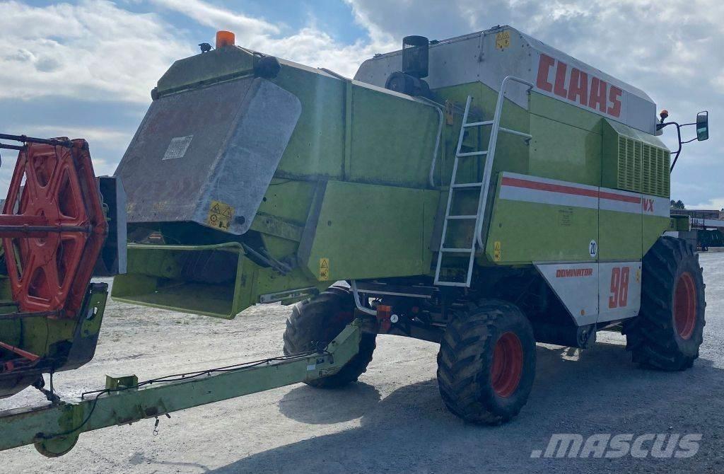 CLAAS Dominator 98 Ražas novākšanas kombaini