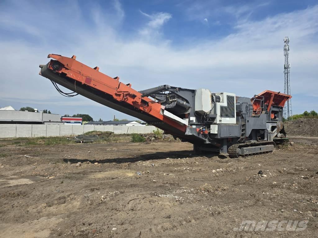 Sandvik QJ 341 Mobilie drupinātāji