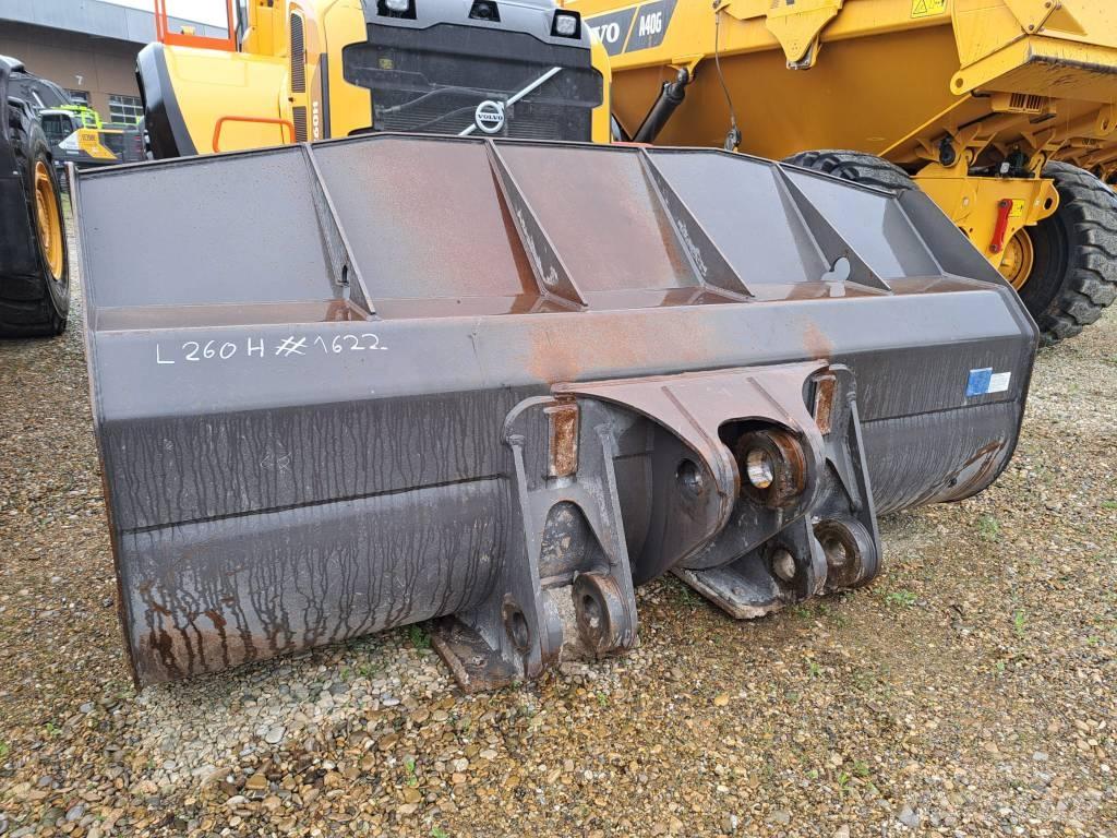 Volvo L 260 H Iekrāvēji uz riteņiem