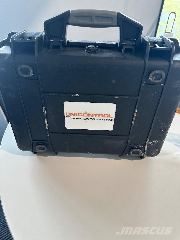  Unicontrol 3D Citas sastāvdaļas