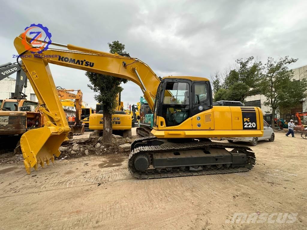 Komatsu PC 220-7 Kāpurķēžu ekskavatori