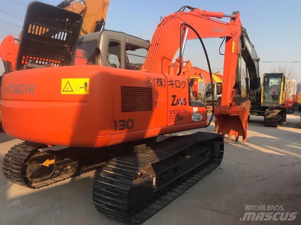 Hitachi ZX 130 Kāpurķēžu ekskavatori