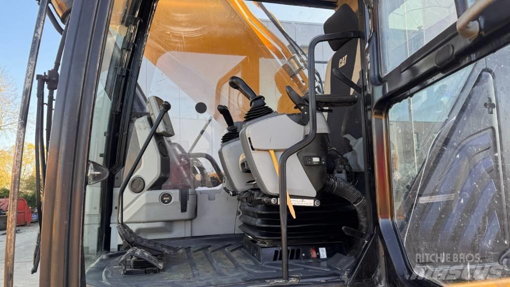 CAT 352 F Kāpurķēžu ekskavatori