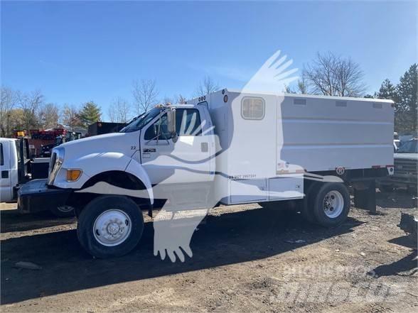 Ford F750 Būvniecība- Citi