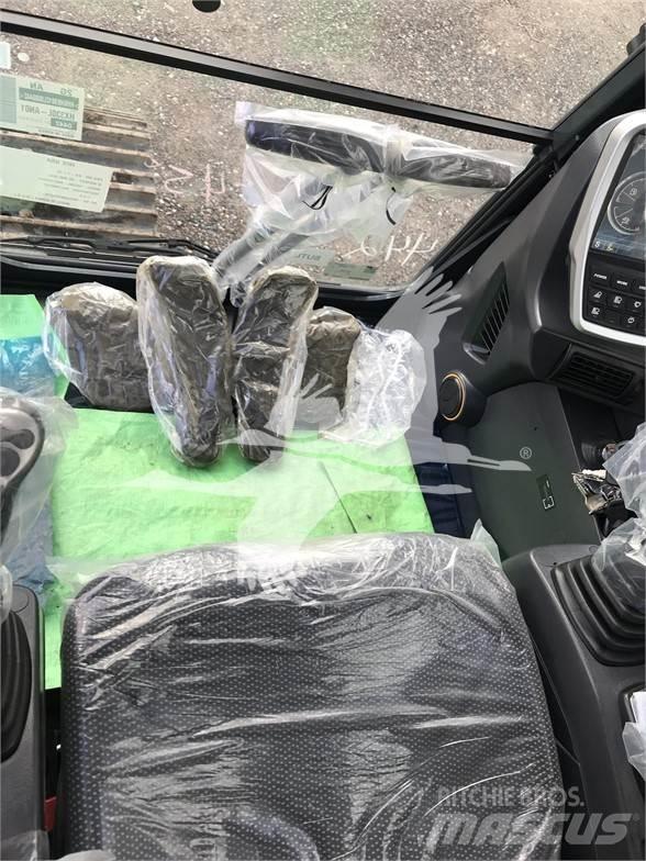 Hyundai HX300L Kāpurķēžu ekskavatori