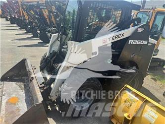 Terex R260S Lietoti riteņu kompaktiekrāvēji