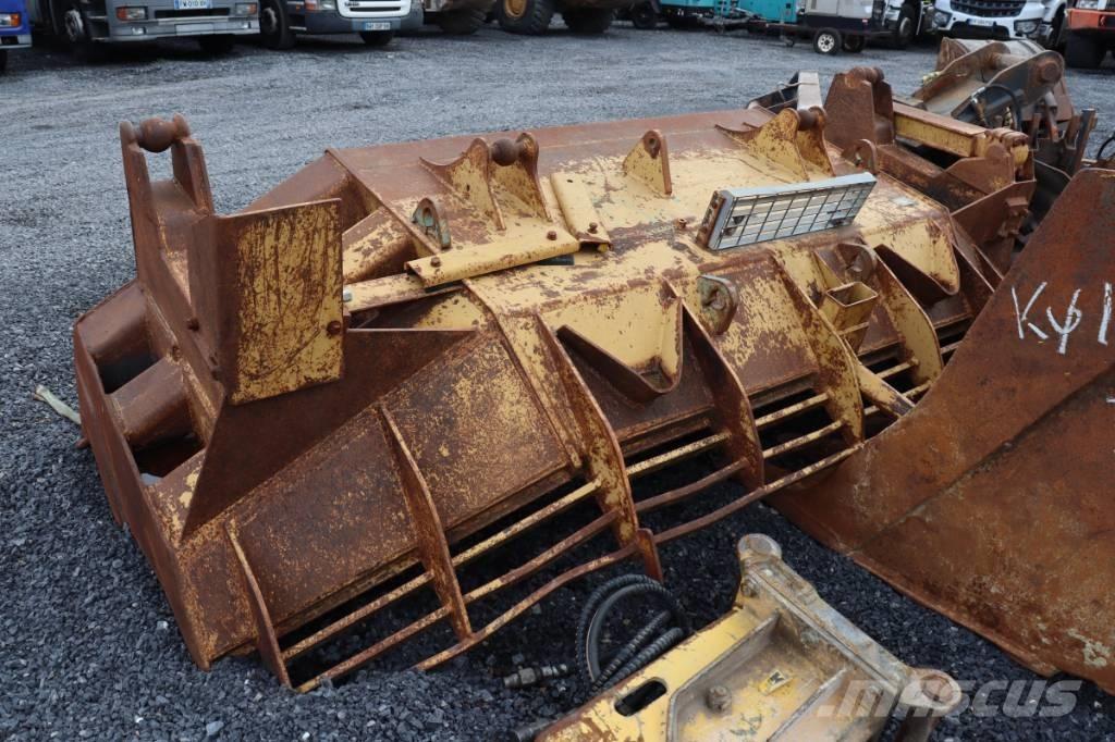 CAT D 6 H XL Kāpurķēžu buldozeri
