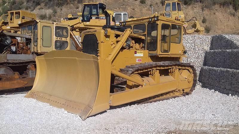 CAT D9G Kāpurķēžu buldozeri