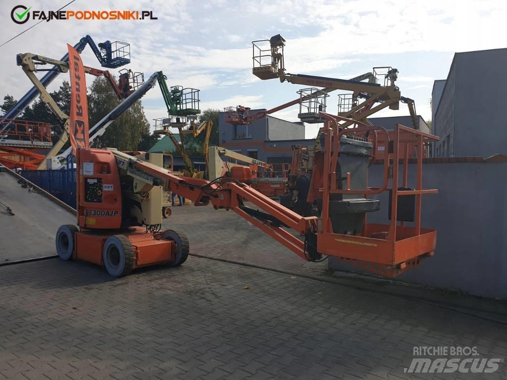 JLG E 300 AJP Strēles pacēlāji