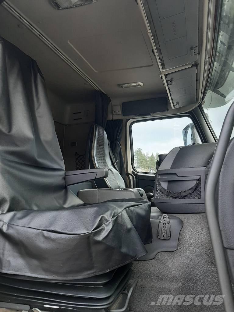 Volvo FM 11 Smagās mašīnas ar konteineriem