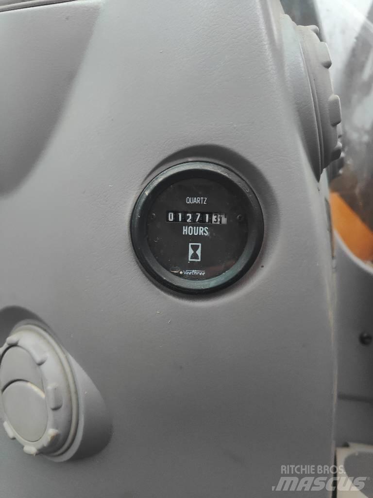 Volvo ECR 235 C L Kāpurķēžu ekskavatori