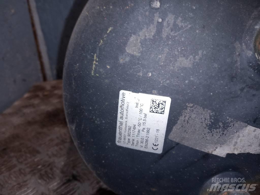 Volvo FH 12      20485245 Bremzes