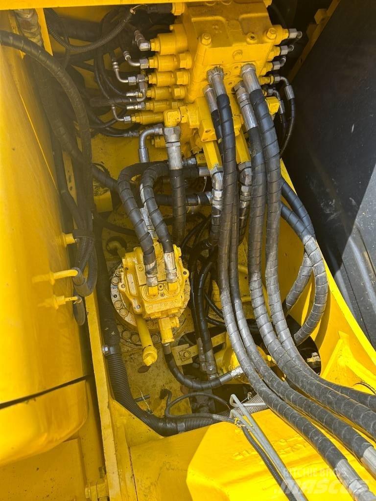 Komatsu PC 130 Vidēja lieluma ekskavatori 7 t - 12 t