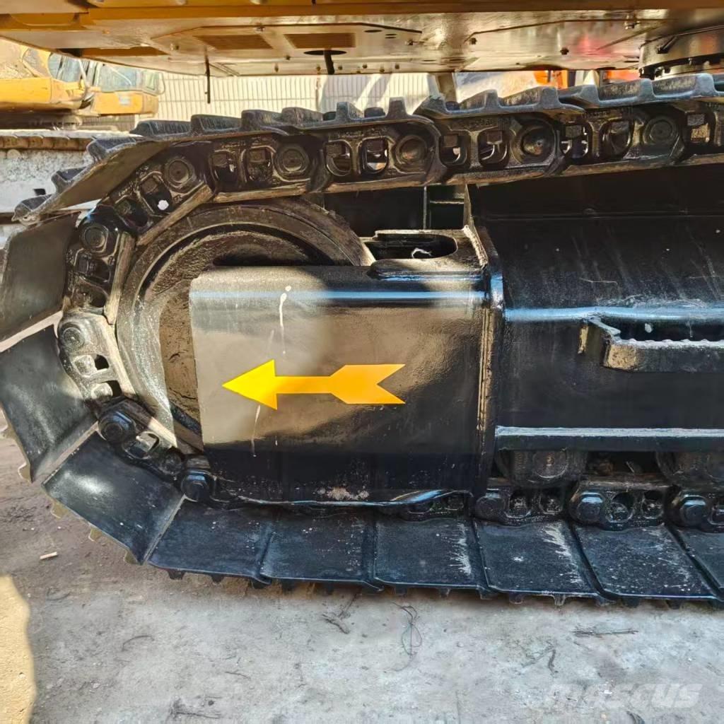 CAT 320 C Kāpurķēžu ekskavatori