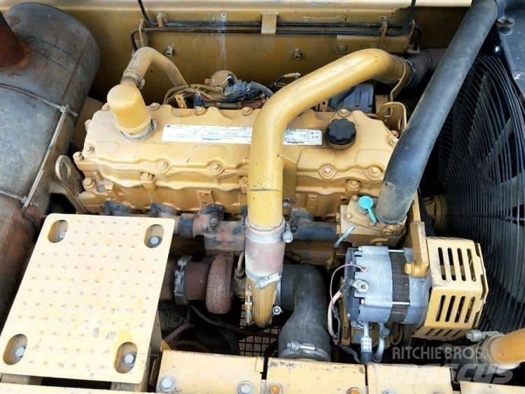 CAT 325 D L Kāpurķēžu ekskavatori
