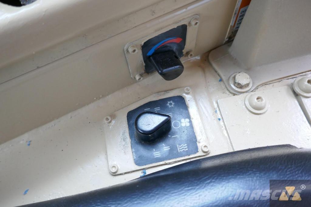 CAT D9R Kāpurķēžu buldozeri