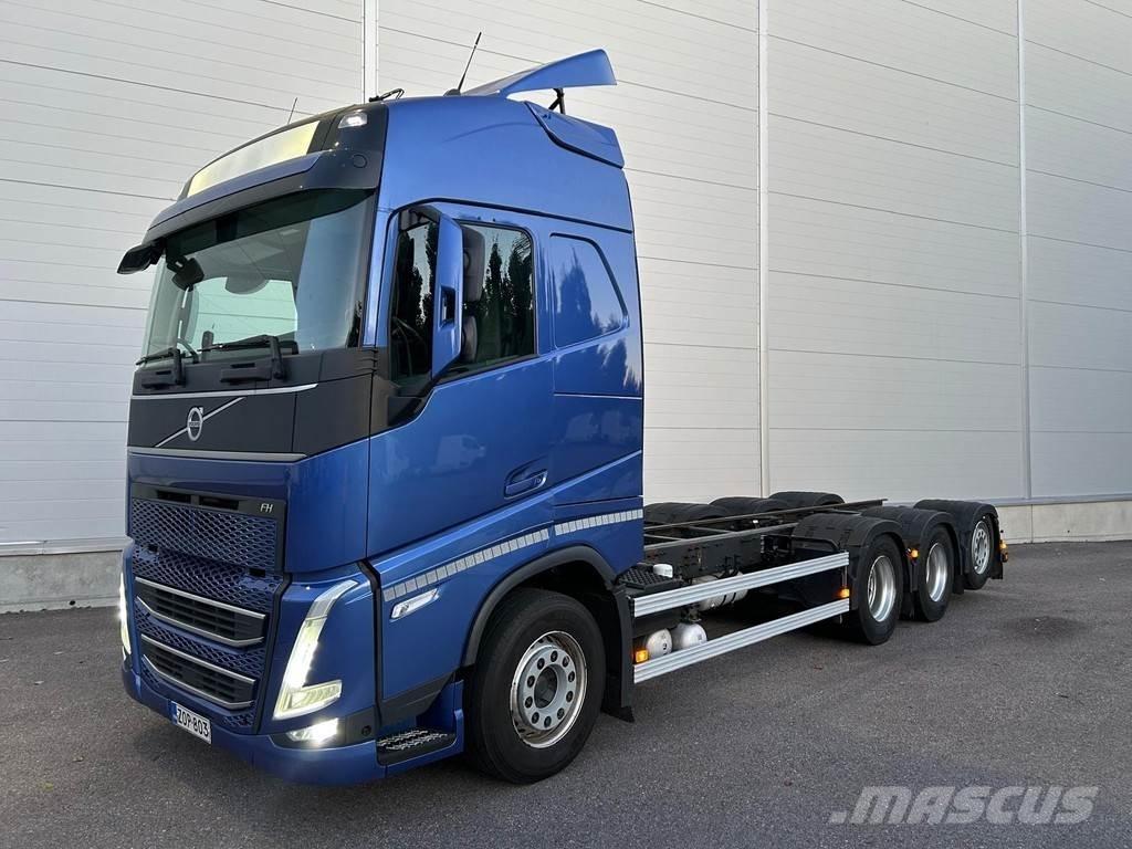Volvo FH Šasija ar kabīni