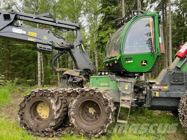 John Deere 1170 G Harvesteri