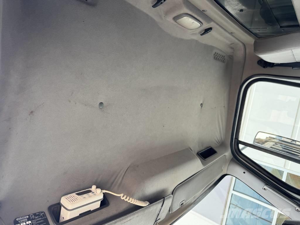 Freightliner M2 Pašizgāzējs