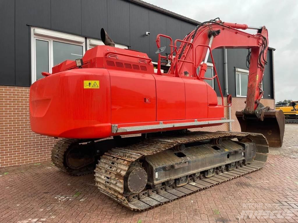 Hitachi ZX300LC-6 Kāpurķēžu ekskavatori