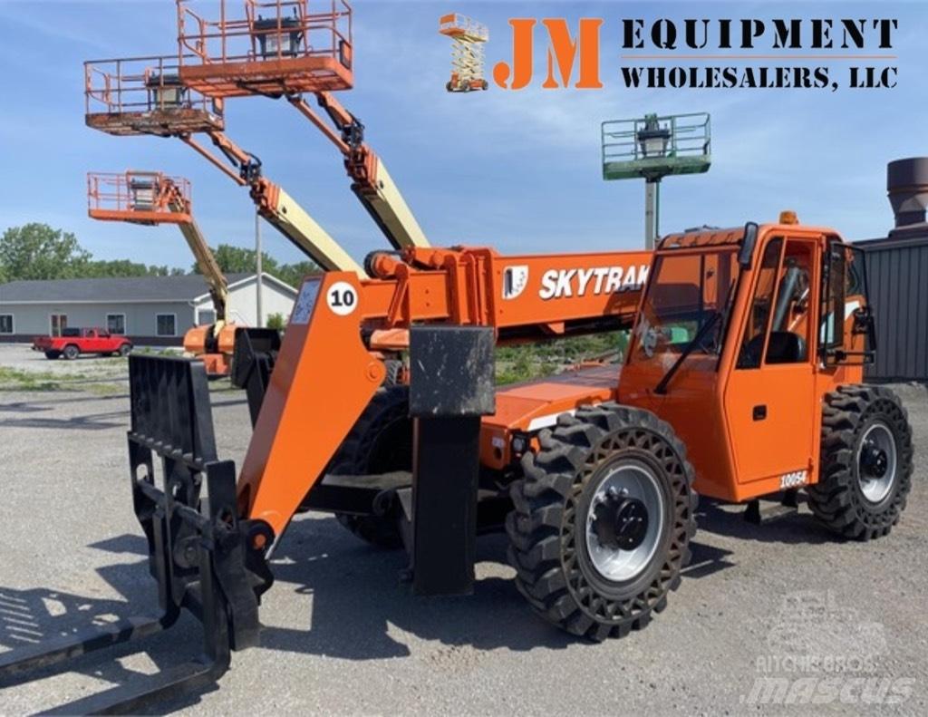 SkyTrak 10054 Teleskopiskie manipulatori