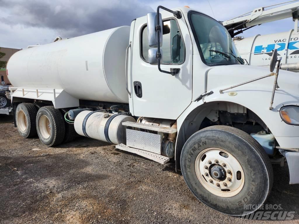Freightliner M2-106 Ūdens mašīnas