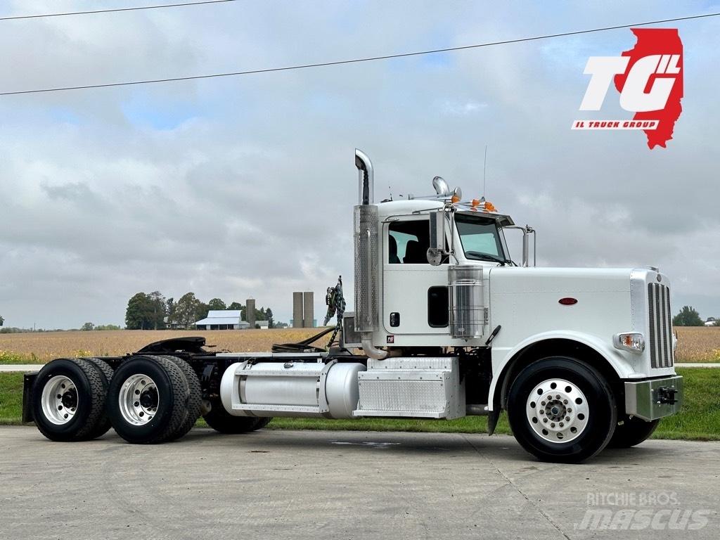 Peterbilt 388 Vilcēji