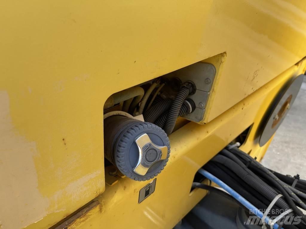 Bomag BW 151 AD-2 Divvalču grunts veltņi