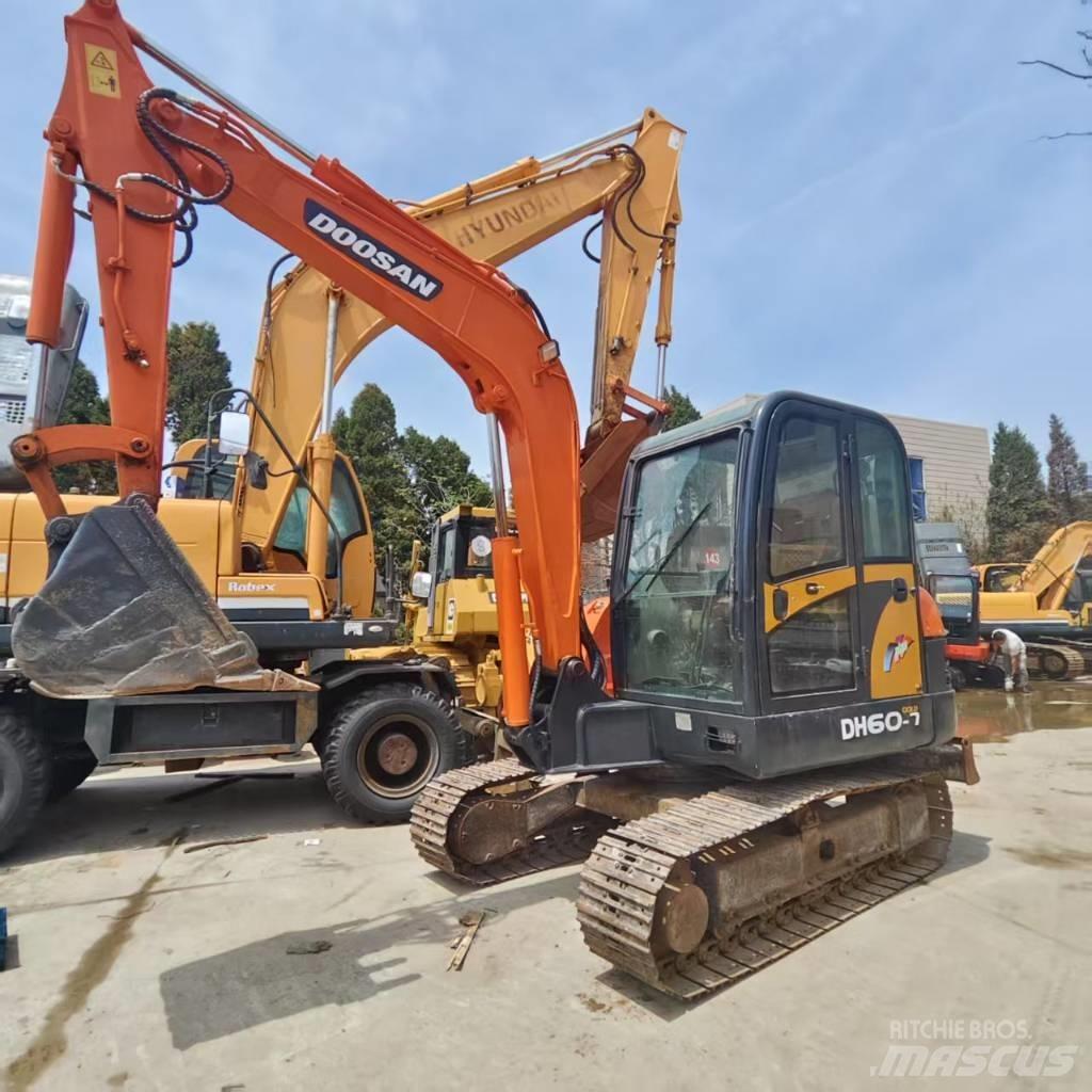 Doosan DH 60 Mini ekskavatori < 7 t