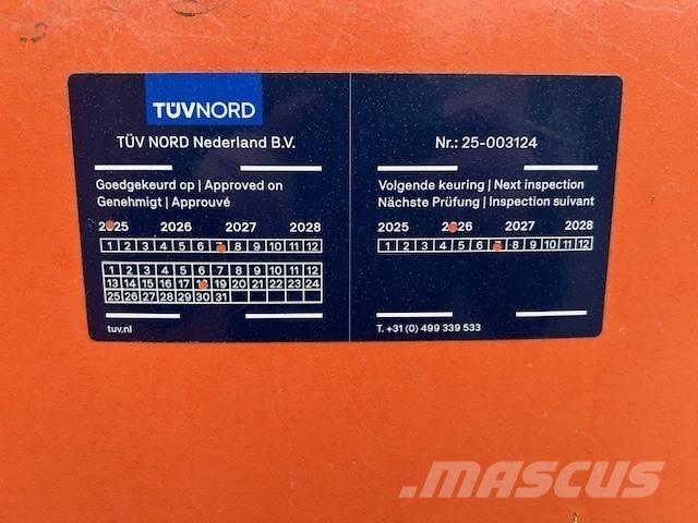 JLG E 400 AJPN Strēles pacēlāji