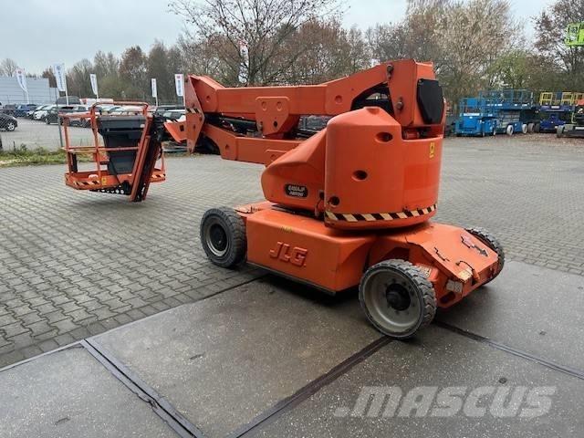 JLG E 400 AJPN Strēles pacēlāji