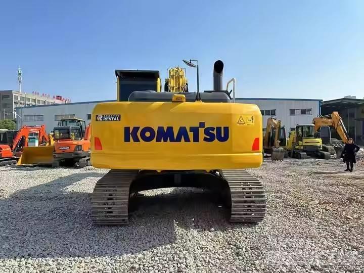 Komatsu PC 220 Kāpurķēžu ekskavatori