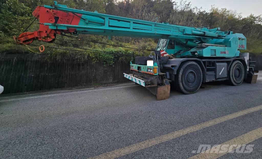 Tadano TR 250 M-5 Celtņi nelīdzenām virsmām