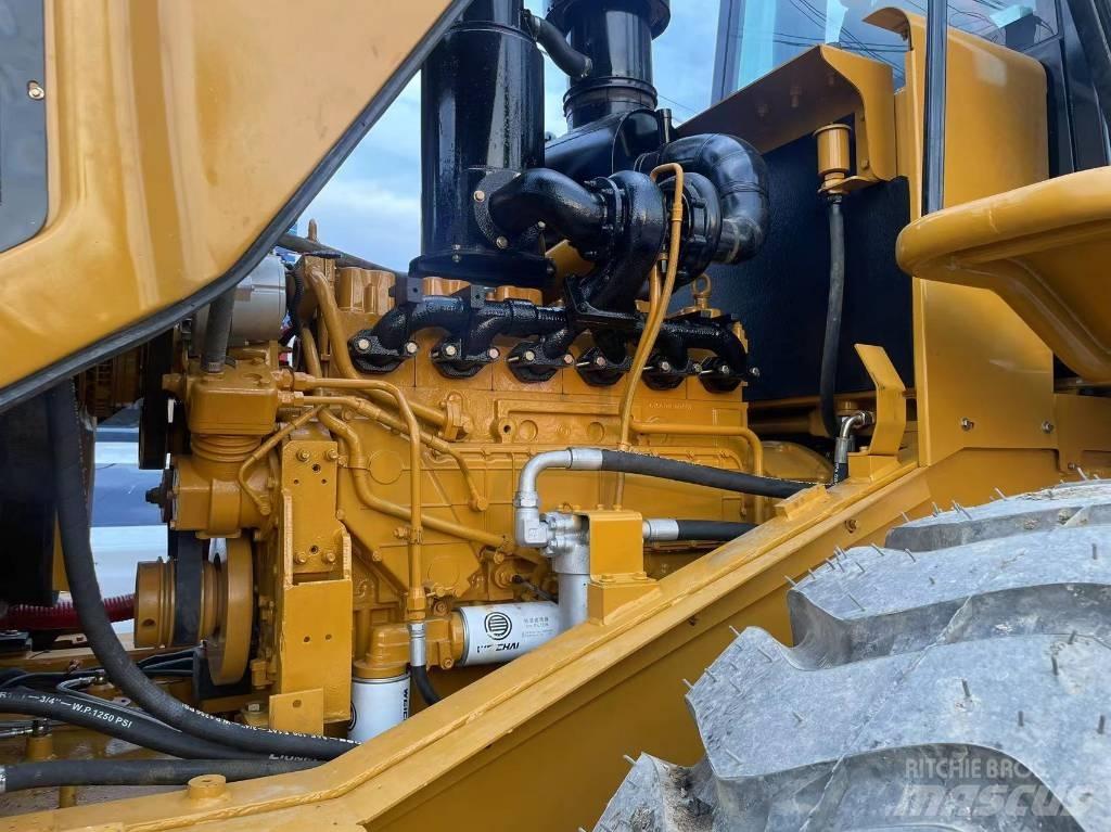 CAT 966 H Iekrāvēji uz riteņiem