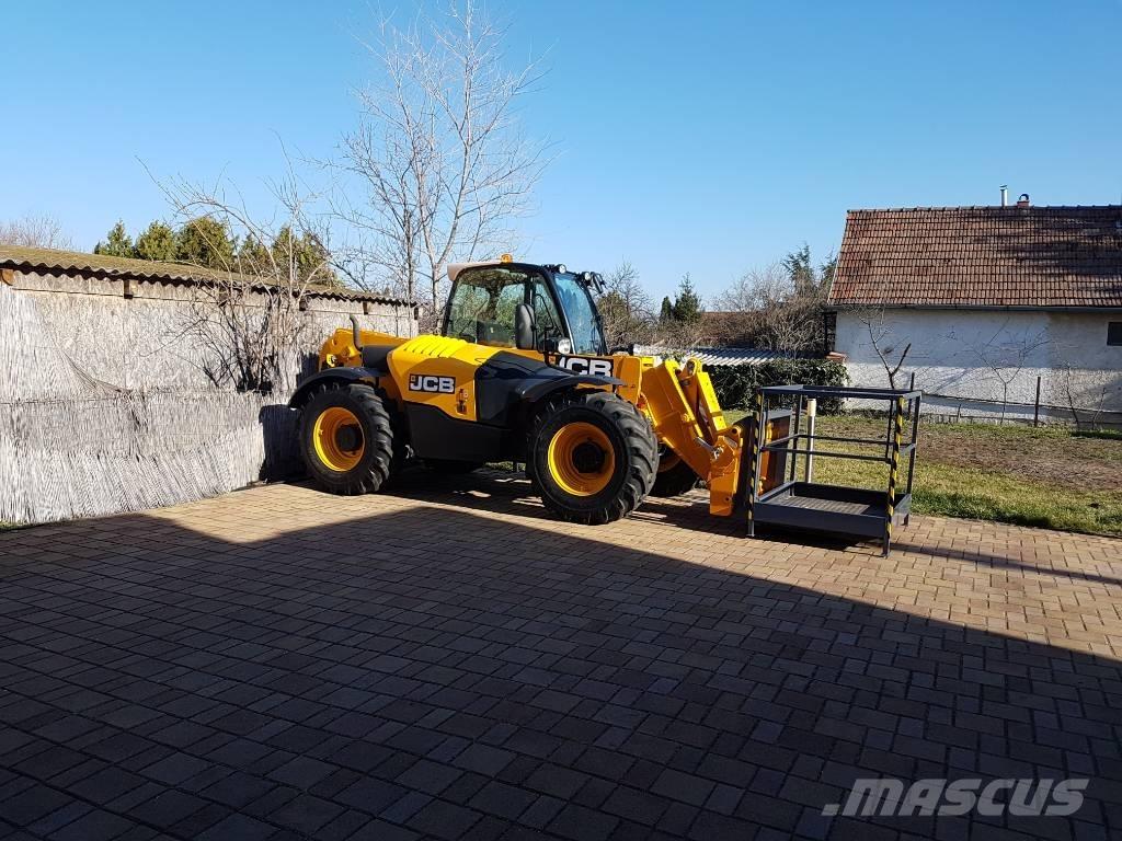 JCB 531-70 Teleskopiskie manipulatori