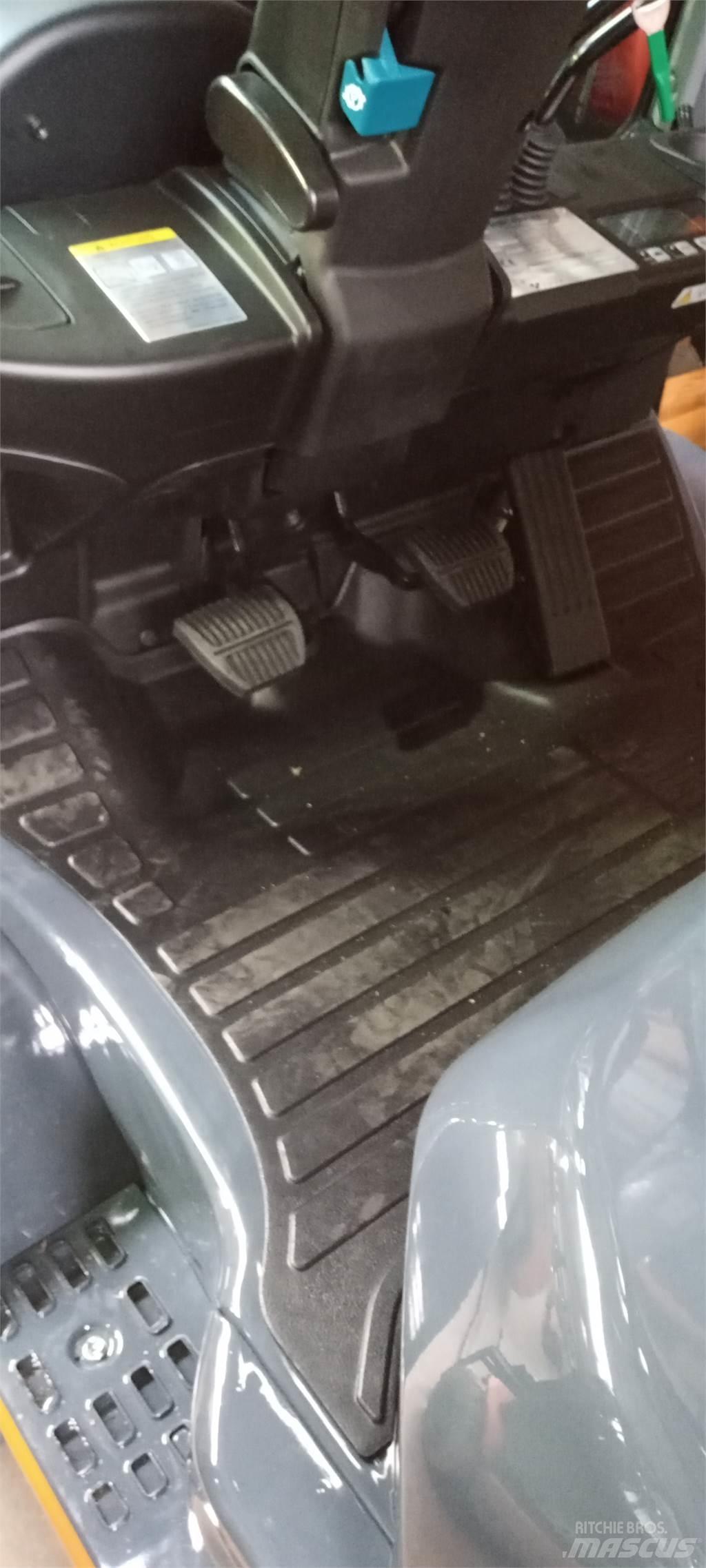 Toyota 52-8FDF30 Tehnika ar dīzeļa dzinēju