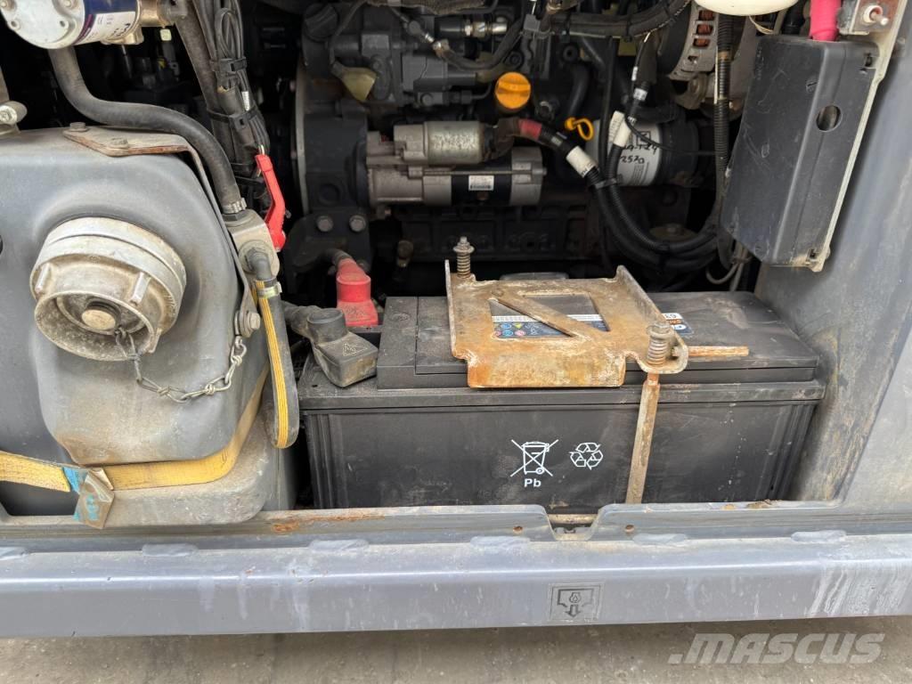 Hamm DV+ 70I VO-S Divvalču grunts veltņi