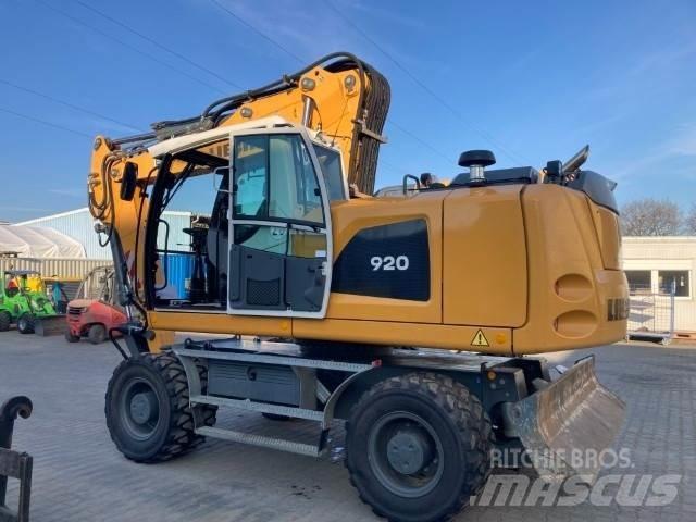 Liebherr A920 Ekskavatori uz riteņiem
