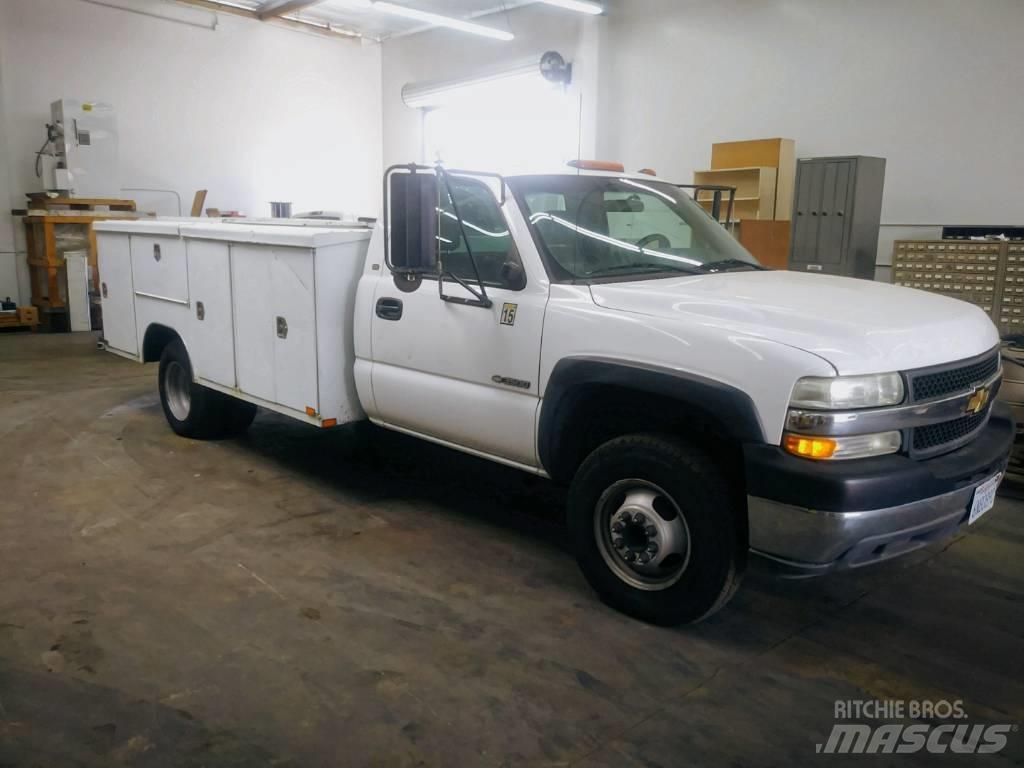Chevrolet 3500 Vieglais kravas automobilis/izkraušana no sāniem