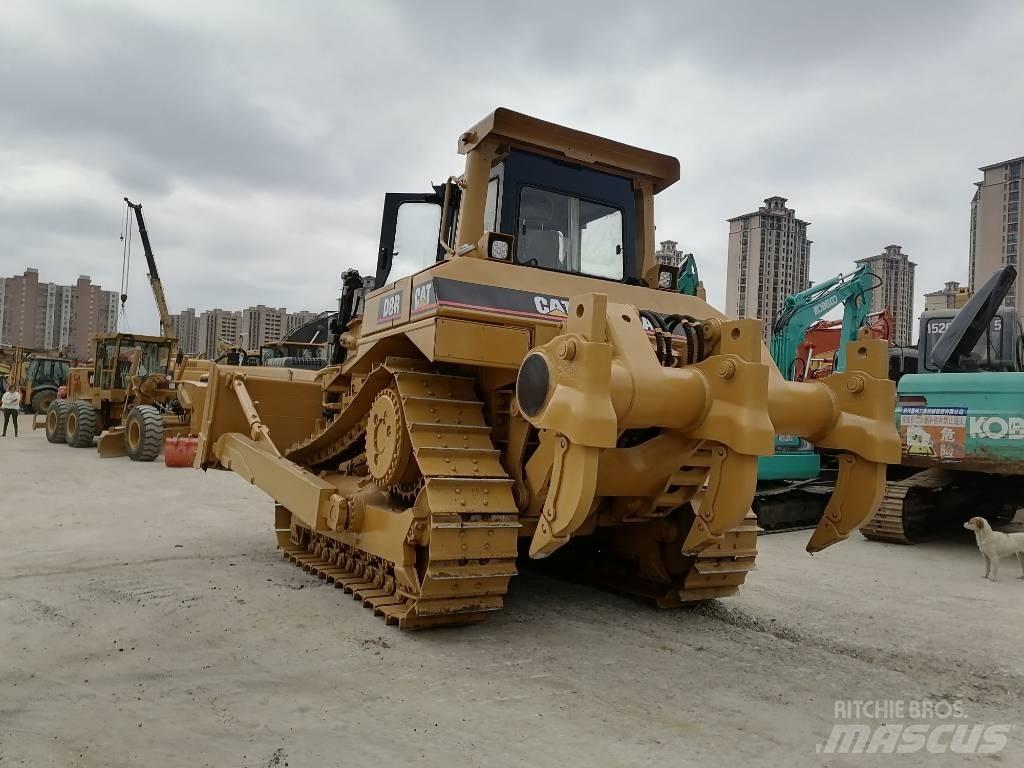 CAT D 8 R Kāpurķēžu buldozeri