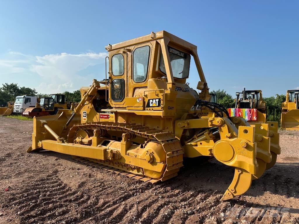 CAT D7G Kāpurķēžu buldozeri
